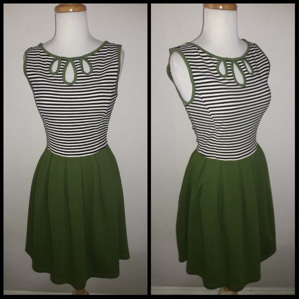 Anthropologist- Dear Creatures Dress - Size Small